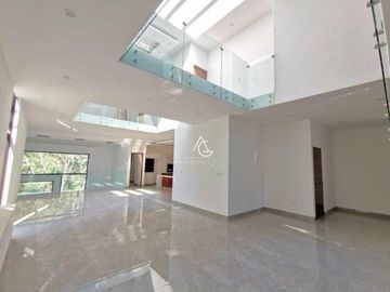 Cómoda Casa a Estrenar en Venta en Condado de Sayavedra