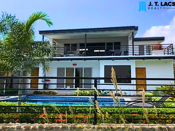 🌄 For Sale: Overlooking House with Swimming Pool in Sibulan 🌄
