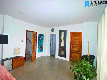 🌄 For Sale: Overlooking House with Swimming Pool in Sibulan 🌄