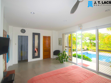 🌄 For Sale: Overlooking House with Swimming Pool in Sibulan 🌄