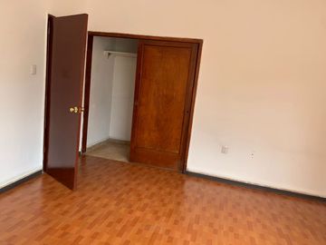 VENTA EDIFICIO, EXCELENTE USO MIXTO. OFICINAS, HABITACIONAL, COMERCIAL. GUADALUPE TEPEYAC. CDMX.