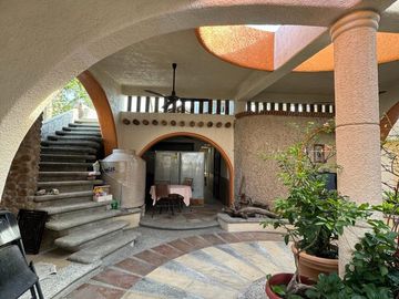 EN VENTA CASA EN CAPULCO DORADO COLONIA PROGRESO MUY CERCA DE AVENIDAS PRINCIPALES