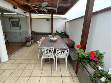 La Mejor Ubicacion De Un Duplex 199.12 M2 A Una Cuadra Del Malecon Cisneros A Una Cuadra Del Faro De Miraflores