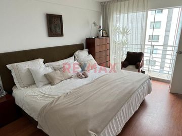 La Mejor Ubicacion De Un Duplex 199.12 M2 A Una Cuadra Del Malecon Cisneros A Una Cuadra Del Faro De Miraflores