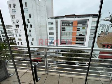 La Mejor Ubicacion De Un Duplex 199.12 M2 A Una Cuadra Del Malecon Cisneros A Una Cuadra Del Faro De Miraflores