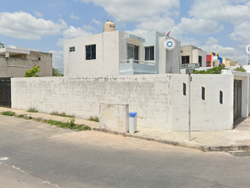 Casa de remate Bancario-Calle 81, diamante paseos de opichen, Merida, Yucatan