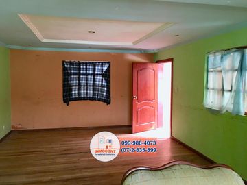 Villa Rústica con Amplio Terreno de Oportunidad en Venta, Sector El Valle C1029