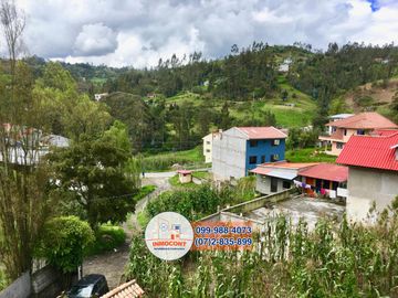 Villa Rústica con Amplio Terreno de Oportunidad en Venta, Sector El Valle C1029