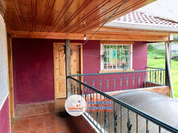 Villa Rústica con Amplio Terreno de Oportunidad en Venta, Sector El Valle C1029
