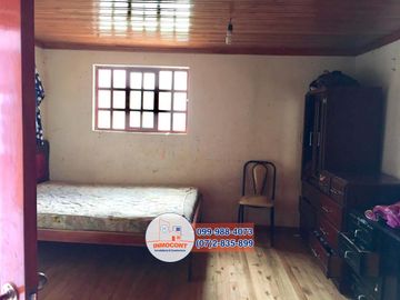 Villa Rústica con Amplio Terreno de Oportunidad en Venta, Sector El Valle C1029