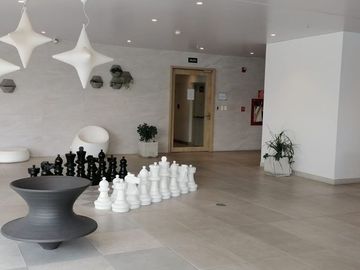 SUITE EN VENTA EN EL EDIFICIO ONE, SECTOR LA CAROLINA