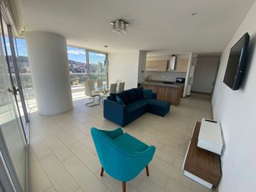 SUITE EN VENTA EN EL EDIFICIO ONE, SECTOR LA CAROLINA