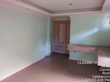 5 Storey House and lot for sale