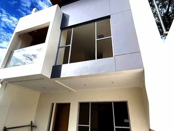 Elegant Duplex House and Lot for sale in San Mateo Rizal near Marikina City and Batasan Quezon City