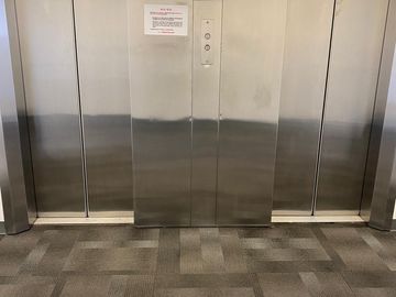 ALQUILO OFICINAS EN EL CENTRO FINANCIERO DE SAN ISIDRO