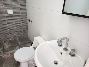 LINDO DPTO 2 DORM 2 BAÑOS 1 EST cerca AV. ESCARDO