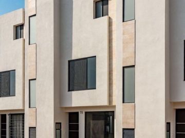 Casa en condominio con alberca en Cuernavaca