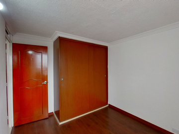 SE VENDE APARTAMENTO ENGATIVA