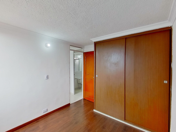 SE VENDE APARTAMENTO ENGATIVA