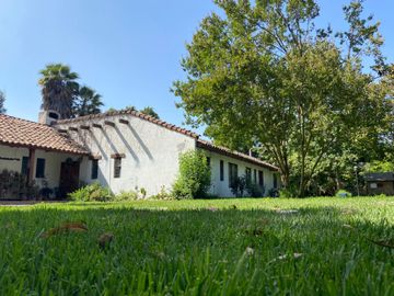 AMPLIA PARCELA CONDOMINIO EL ALMENDRAL PEÑAFLOR
