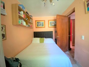 AMPLIA PARCELA CONDOMINIO EL ALMENDRAL PEÑAFLOR