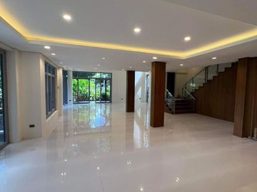 MANILA SOUTHWOODS 7 BEDROOM HOUSE