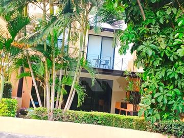 CASA CON APANTLE DENTRO DE CONDOMINIO EN RENTA EN SUMIYA JIUTEPEC