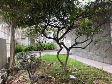 GUILLERMO MORALES vende gran casa, una excelente oportunidad, Mariana de Jesús.