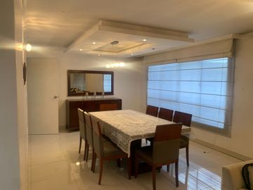 GUILLERMO MORALES vende gran casa, una excelente oportunidad, Mariana de Jesús.