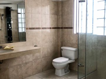 Ocasión Vendo Amplio Dúplex 200 m2 Ocharan Miraflores
