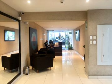 Ocasión Vendo Amplio Dúplex 200 m2 Ocharan Miraflores
