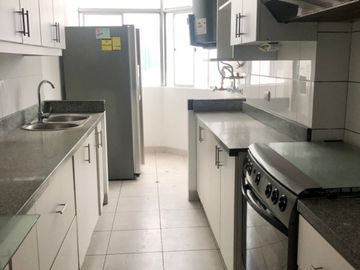 Ocasión Vendo Amplio Dúplex 200 m2 Ocharan Miraflores