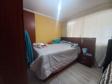 CASA DE TRES DEPARTAMENTOS Y LOCAL COMERCIAL EN VENTA SECTOR LAS ORQUIDEAS