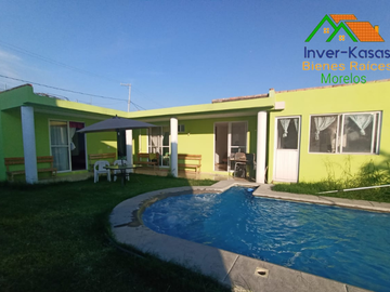 CASA EN VENTA EN OAXTEPEC A PIE DE CARRETERA PRINCIPAL