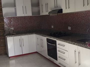 VENDO APARTAMENTO EDIFICIO SAN NICOLAS BARRIO LA POLA, IBAGUE