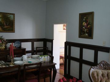 Linda Casa Antigua refaccionada calle Prat / Victoria