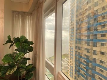 	2 BEDROOM CONDO FOR SALE NEAR DE LA SALLE UNIVERSITY