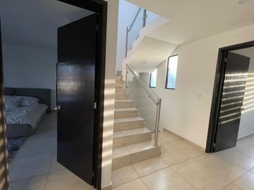 CASA EN VENTA, RESIDENCIAL MAPLES II, MEXICALTZINGO, A 10 MIN DE METEPEC