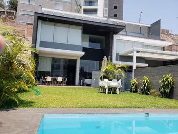 Linda Casa en Casuarinas Sur