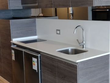 Arriendo dpto estudio en Reñacamar II $445.000