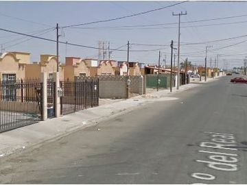 HGM(EMB) CASA EN VENTA EN COL. EL CAMPANARIO B.C.S.