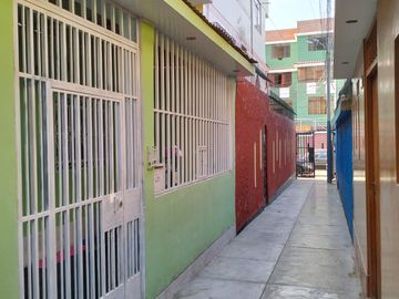 VENTA DE CASA DE 2 PISOS EN EL CALLAO