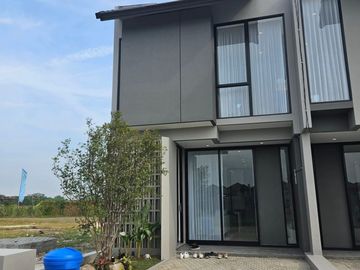 Rumah Central Park Juanda Mewah Start 1,1Man 2 Lantai Sedati Bandara