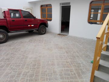 Casa de playa con departamentos