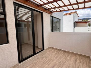 VENTA CASA NUEVA  DE 3 Y 4 DORMITORIOS, LA ARMENIA II, VALLE DE LOS CHILLOS, QUITO, ECUADOR