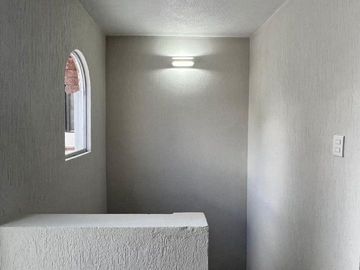 CASA EN VENTA URIANGATO GUANAJUATO MÈXICO