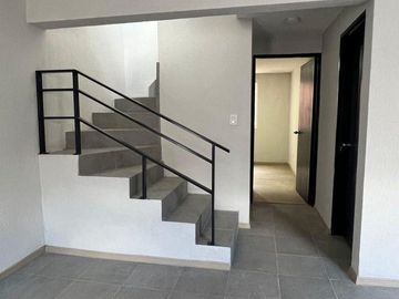 CASA EN VENTA URIANGATO GUANAJUATO MÈXICO