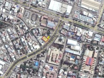 VENDO  casa en zona comercial Piura