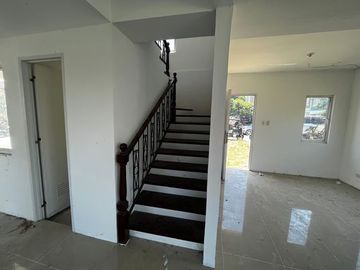 4BR House & Lot for Sale in Bellerfort Estates Molino IV, Bacoor Cavite