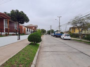 CASA EN VENTA 5D/2B - SECTOR SERENA ORIENTE